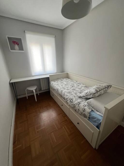 Piso Acogedor Cerca Del Centro. Leilighet Burgo Eksteriør bilde